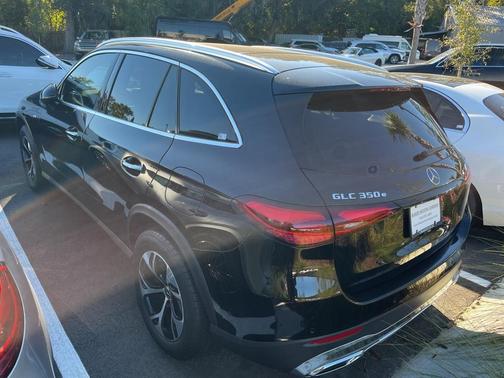 2025 Mercedes-Benz GLC 350e Base