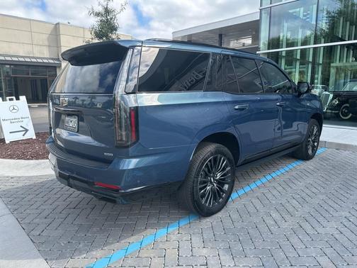 2025 Cadillac Escalade Sport Platinum