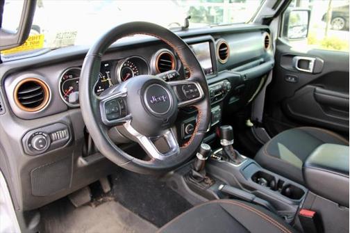 2022 Jeep Gladiator Mojave 4x4
