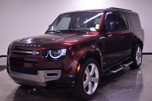 2023 Land Rover Defender 130 SE