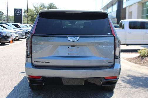 2022 Cadillac Escalade ESV Sport