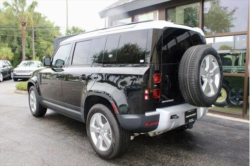 2024 Land Rover Defender 110 P300