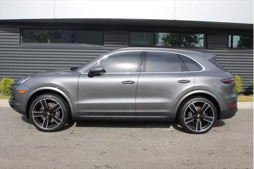 2023 Porsche Cayenne