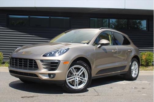 2017 Porsche Macan Base