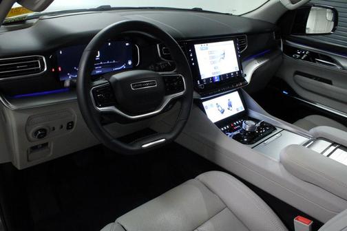 Baltic Gray Metallic Clearcoat 2023 Jeep Grand Wagoneer 4x4