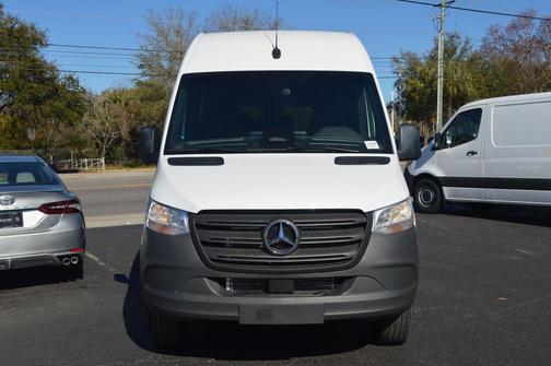 2025 Mercedes-Benz Sprinter 2500 High Roof