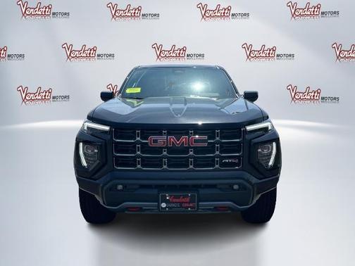 2025 GMC Canyon AT4