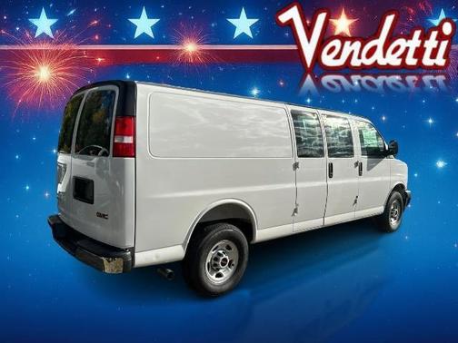 Summit White 2025 GMC Savana 3500 Work Van