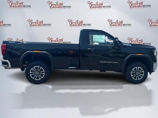 2025 GMC Sierra 3500 Pro