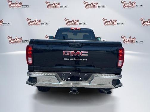 2025 GMC Sierra 3500 Pro