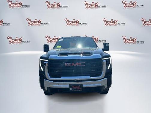 2025 GMC Sierra 3500 Pro