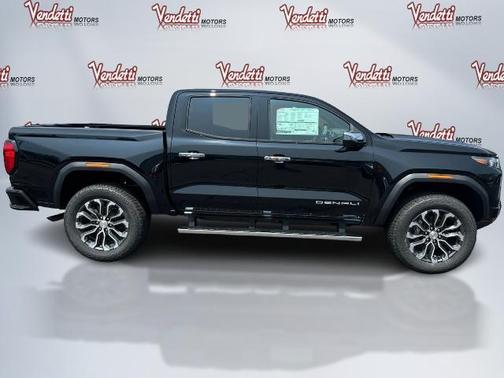 2025 GMC Canyon Denali