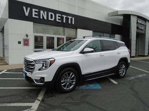 2022 GMC Terrain SLT