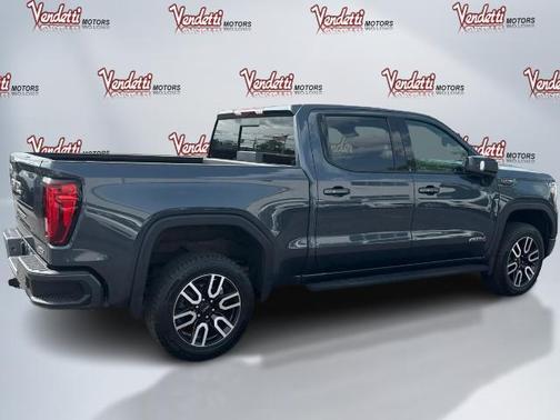2022 GMC Sierra 1500 Limited AT4