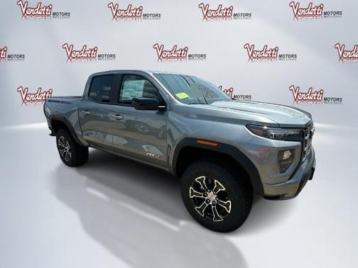 2025 GMC Canyon AT4