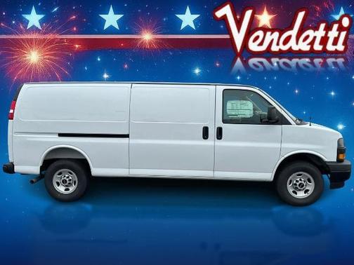 2025 GMC Savana 3500 Work Van