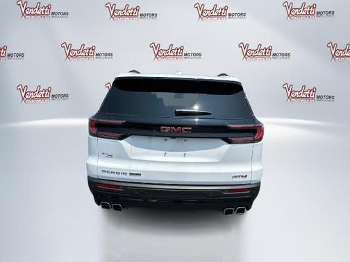 2025 GMC Acadia AT4