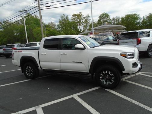 2020 Toyota Tacoma SR5