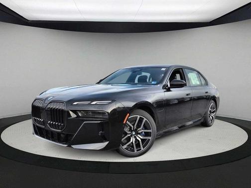 2026 BMW 750e xDrive