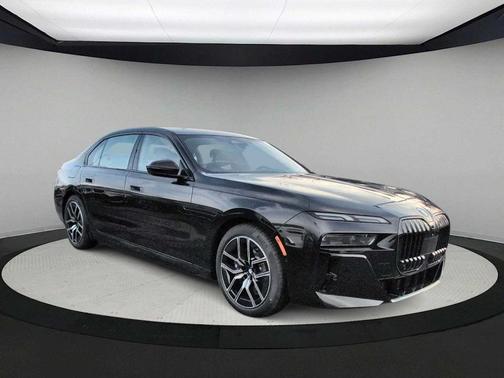 2026 BMW 750e xDrive