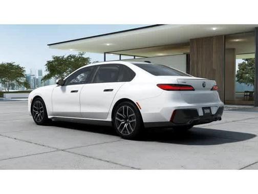 2025 BMW 740 i xDrive