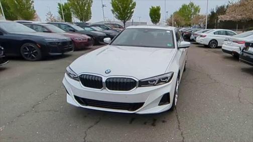 2025 BMW 330 i xDrive