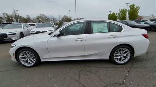 2025 BMW 330 i xDrive