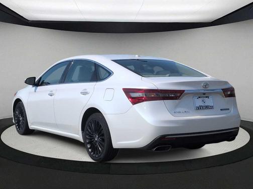 Blizzard Pearl 2016 Toyota Avalon Touring