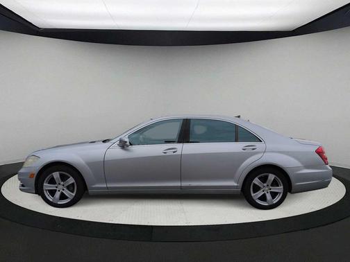 2010 Mercedes-Benz S-Class S 550 4MATIC
