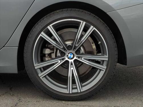 2024 BMW 330 i xDrive