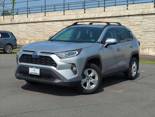 2020 Toyota RAV4 Hybrid XLE