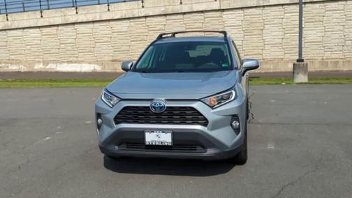 2020 Toyota RAV4 Hybrid XLE