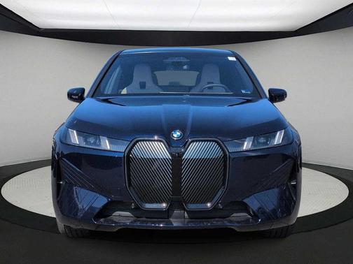 2026 BMW iX xDrive60