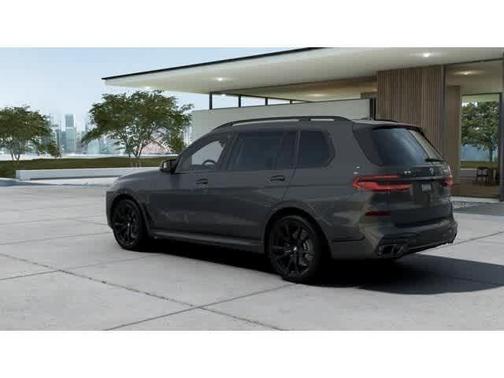 2026 BMW X7 M60i