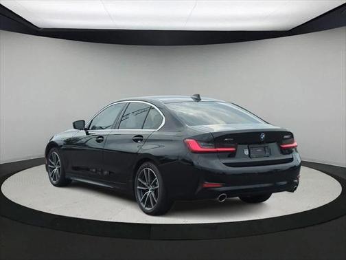 2021 BMW 330 i xDrive