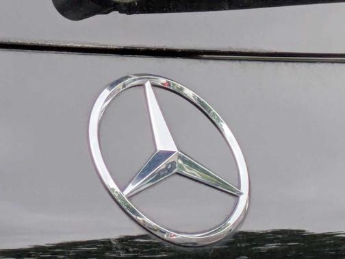 2018 Mercedes-Benz GLC 300 Base 4MATIC