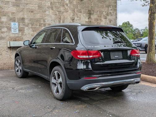 2018 Mercedes-Benz GLC 300 Base 4MATIC