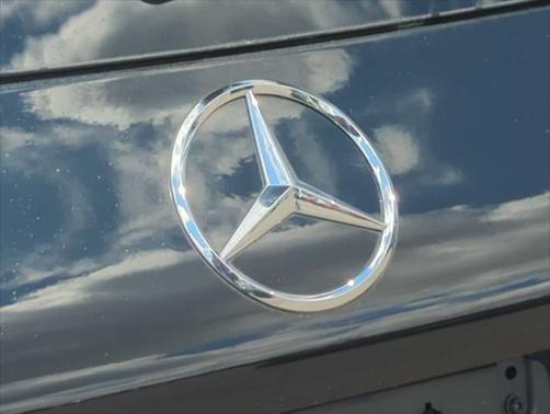 2018 Mercedes-Benz GLC 300 Base 4MATIC