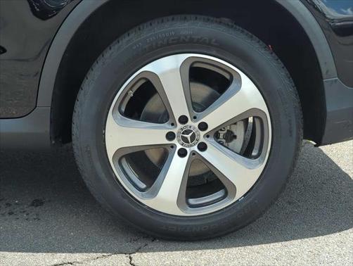 2018 Mercedes-Benz GLC 300 Base 4MATIC