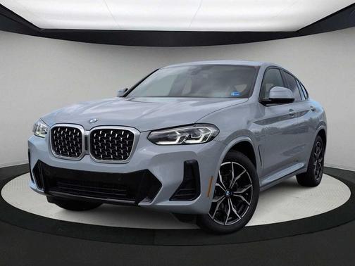 Gray Metallic 2023 BMW X4 xDrive30i