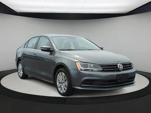 2015 Volkswagen Jetta Auto SE w/Connectivity