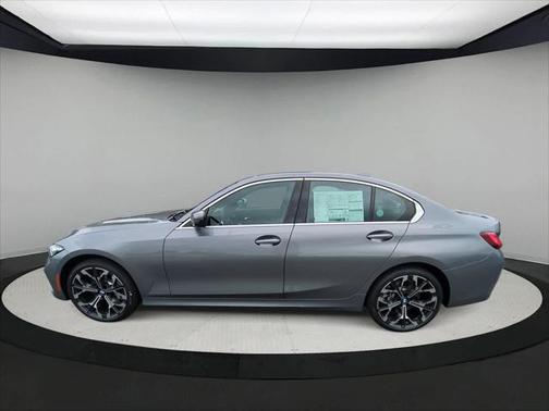 2025 BMW 330 i xDrive