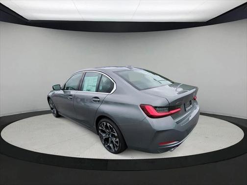 2025 BMW 330 i xDrive