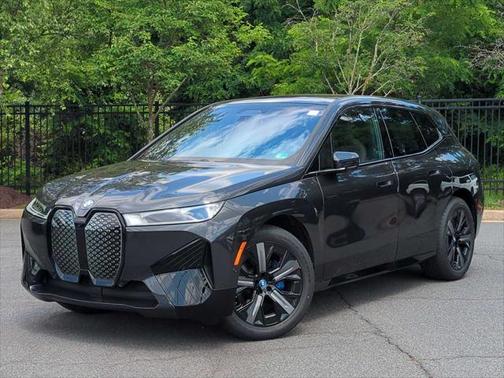 2025 BMW iX xDrive50