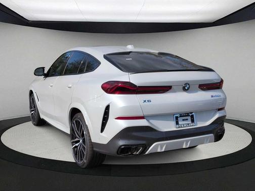 2026 BMW X6 M60i