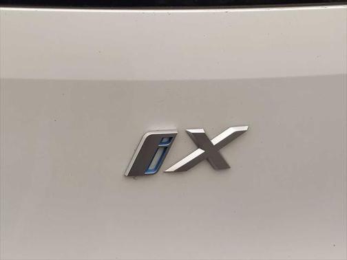 2023 BMW iX xDrive50