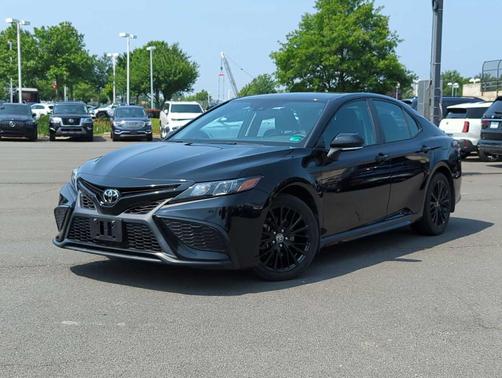 2021 Toyota Camry SE Nightshade