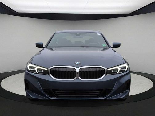 2025 BMW 330 i xDrive