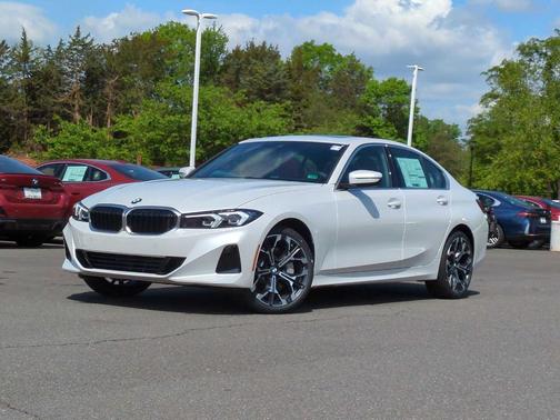 2025 BMW 330 i xDrive