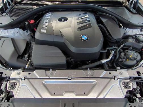 2025 BMW 330 i xDrive